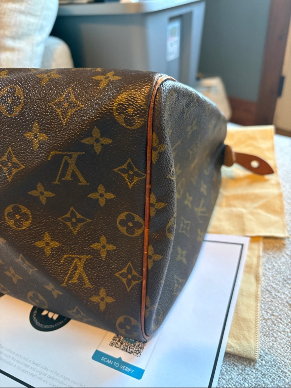 Louis Vuitton Speedy 40 - Picture 14 of 16